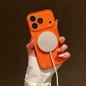 <span class=keywords><strong>เคส</strong></span>โทรศัพท์แม่เหล็กแบบมินิมอลพร้อมกรอบป้องกันผ้าเนื้อนิ่มลายภูเขาหิมะสำหรับ iPhone 15 PRO MAX กล้องคริสตัล - Product Image 1