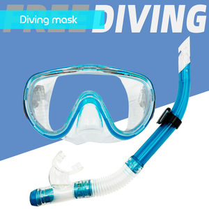 Máscara de Buceo con Dos Ventanas de Vidrio Templado y Silicona para Adultos, Deportes Acuáticos, Impermeable, Antivaho, Ajustable, Protección UV - Product Image 3