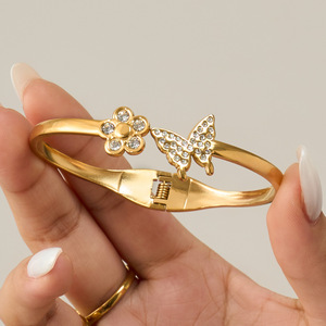 Pulsera de Mariposa con Flores al por Mayor, Brazalete de Cristal con Pedrería, Joyería de Moda, Brazalete de Acero Inoxidable para Mujer - Product Image 2