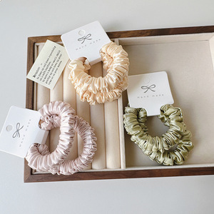 Elastici per Capelli in Raso Tinta Unita con Texture Soffice, Adatti per Donne e Ragazze per l'Uso Quotidiano - Product Image 4