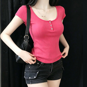 Top côtelé sexy et minimaliste en maille fuchsia à col en U, boutonné, extensible, coupe ajustée, manches courtes, polyvalent, pour l'été, avec effet amincissant à la taille - Product Image 4