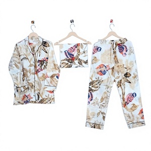 Conjunto de Pijama de Algodón para Mujer, Manga Larga, Estampado Floral, Estilo Clásico, Ropa de Dormir Suave, Cuello Camisero, Cierre de Botones - Product Image 1