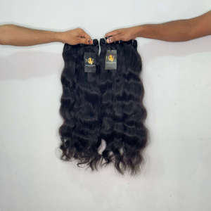 Tissage de cheveux vierges bruts ondulés, raides et bouclés, Tissage de cheveux humains bruts brésiliens de type vison, Noir naturel, Boucles profondes, Mèches de cheveux bruts - Product Image 1