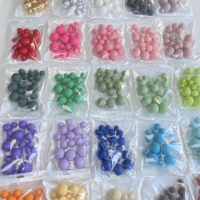 Vente en gros Boule de Mousse de Taille Mixte 2/2, 5/3/4cm 20pcs Boules de Gâteau de Noël Topper Faux Boules pour Décoration de Gâteau Fournisseurs