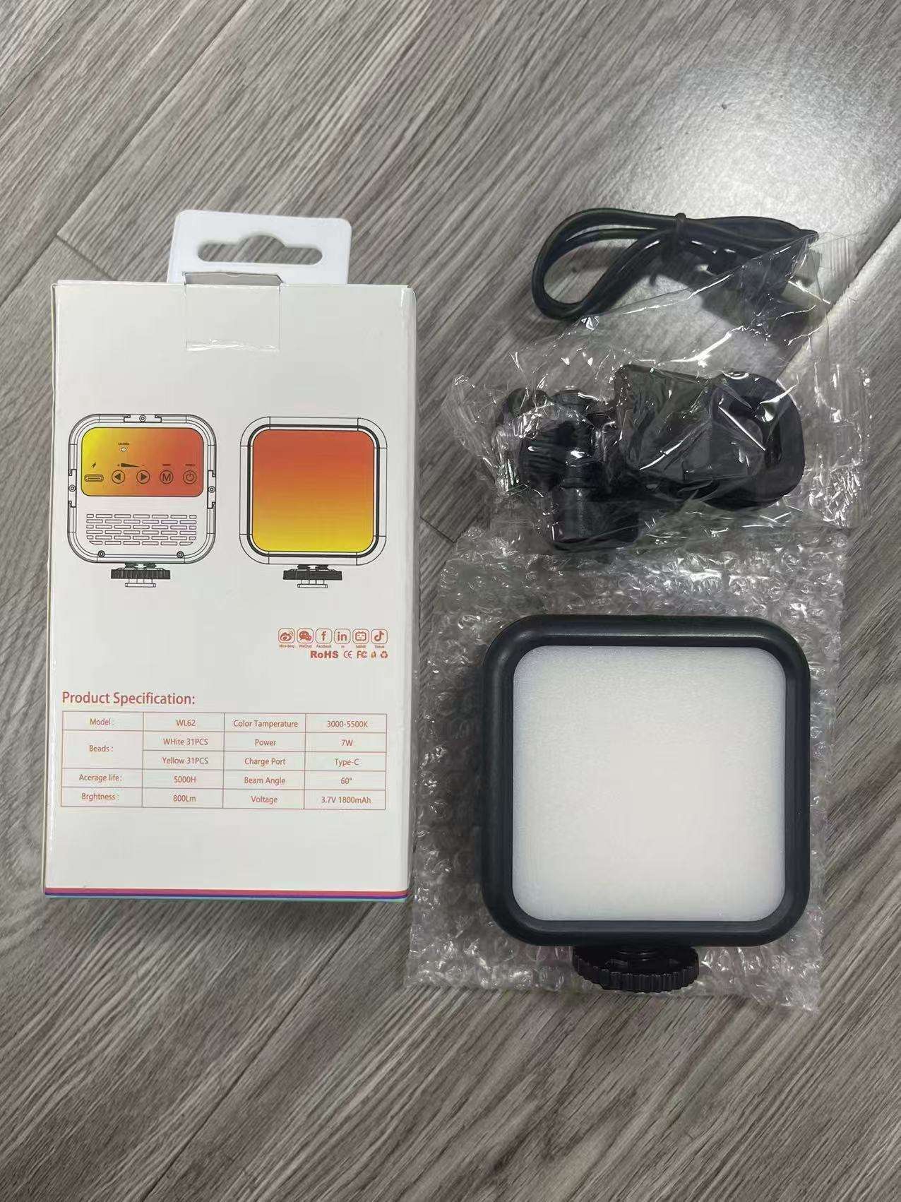 Tres colores de luz LED + Clip