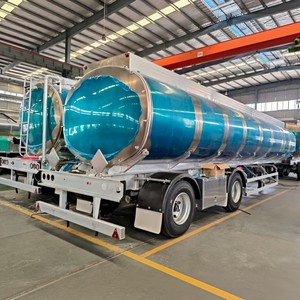 Remorque citerne à carburant en aluminium 45CBM à essieux écartés, remorque citerne à huile à 2 essieux pour le transport de diesel et d'essence - Product Image 2