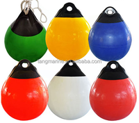Accessoires de quincaillerie marine : Pare-battages gonflables en PVC, bouées de protection et boules anti-collision pour bateaux et usage maritime