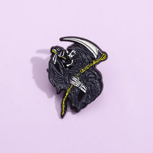 卡通万圣节骷髅魔法巫师锌合金金属别针，黑色镀镍，UV印刷-哥特朋克标志配饰 - Product Image 1