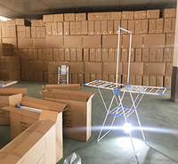 Nouveau design, porte-vêtements pliable en métal à double niveau, multifonctionnel, sur pied, pour salle de bain