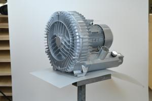 Souffleur à canal latéral haute pression triphasé 12,5 kW 1050 m³/h, pompe à vide industrielle pour le transport et l'aspiration pneumatiques - Product Image 4