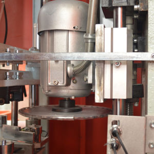 Sqj04-120 helados costura limpieza máquina de PC para la ventana de PVC y doon - Product Image 4