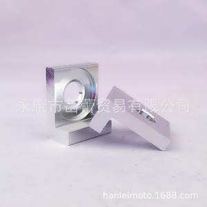 Accessoires de levage arrière en profilé d'aluminium pour moto, rampes et supports CNC pour bras oscillant modifiés carrés de 12/15 mm, colorés - Product Image 4