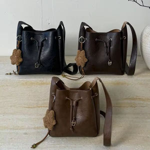 High quality women's luxury single shoulder <b>handbag</b> with fashionable design, women's bucket bag - Product Image 1