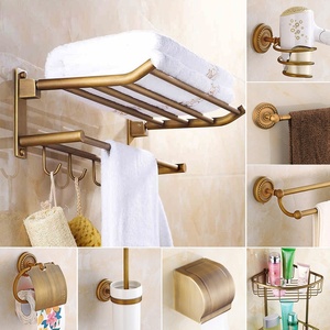 Porte-serviettes européen antique en cuivre complet étagère de rangement de salle de bain ensemble suspendu de matériel - Product Image 2