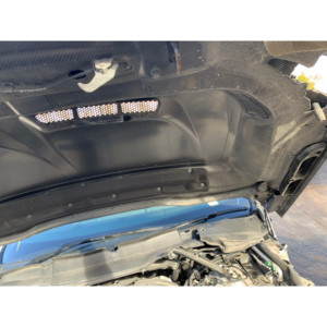 Range Rover Sport (L494) SVR ฝากระโปรงคาร์บอนไฟเบอร์ (เสียหาย) LR123850 - Product Image 1