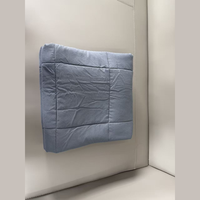 Couverture lestée sur mesure en tissu uni matelassé doux avec rembourrage de billes de verre pour hôtel et maison