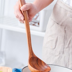 Juego de utensilios de cocina de madera de teca de 16 piezas: espátula, cuchara, cucharón, colador, utensilios antiadherentes para wok, cuchara para freír arroz. Solo lavar a mano. - Product Image 3