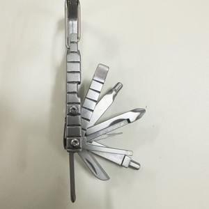 Outil multifonction en acier inoxydable argenté 6 en 1, support de bureau DIY avec ouvre-bouteille, tournevis, extracteur de carte SIM, support de téléphone - Product Image 3