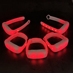 Leuchtende verstellbare Armband Armband Konzert musik Silvester Party Atmosphäre Requisiten DMX Fernbedienung Leucht armband - Product Image 2