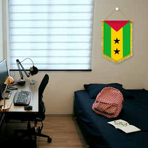 Drapeau en brocart à franges personnalisé de 11,81 x 7,87 pouces pour Sao Tomé-et-Principe, drapeaux décoratifs de bureau aux couleurs vives - Product Image 2