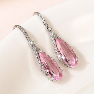 Orecchini Pendenti Lunghi a Goccia in Cristallo Rosa a Forma di Pera per Donne, Eleganti Accessori da Festa - Product Image 4