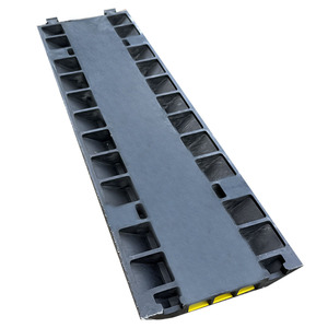 केबल सुरक्षा, निर्माण स्थल, कॉन्सर्ट, चरण तार सुरक्षा उपकरण केबल 3 चैनल पीवीसी रैंप - Product Image 5