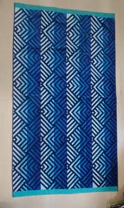 Toalla de Playa Geométrica Multicolor, Toalla de Baño Acolchada Jacquard, para Viajes, Piscina, Resort, Spa - Product Image 2