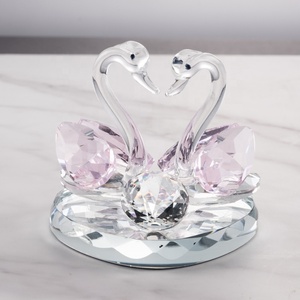 Cigni di Cristallo a Prezzo Conveniente, Colore Rosa e <span class=keywords><strong>Blu</strong></span>, <span class=keywords><strong>Cigno</strong></span> in Cristallo K9 Doppio con Confezione Regalo per Bomboniere, Statuetta di <span class=keywords><strong>Cigno</strong></span> in Cristallo - Product Image 6