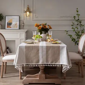 Factory supply discount price coffee striped knitted jacquard beige fringed rectangular tablecloth