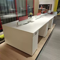 Meubles de bureau modulaires ouverts modernes, postes de travail extensibles pour 2 à 6 personnes
