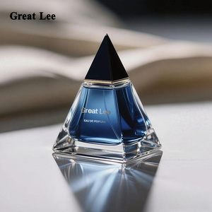 Thiết kế mới tam giác 30 ml 50 ml 100 ml rõ ràng rỗng kính sang trọng bơm lại chai nước hoa với nắp nhựa - Product Image 2