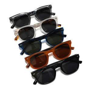 Gafas de Sol Unisex Conchen, Montura TR90, Lentes TAC, Protección UV400, Color Negro, Gafas Modernas para Viajes, Conducción y Protección Solar - Product Image 4