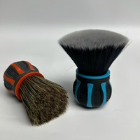 Brosse de nettoyage automobile multi-usages JYM-XB1573 en poils de sanglier et microfibre pour tableau de bord, aérateurs et sièges