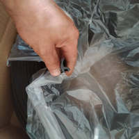 Moulage universel en caoutchouc pour pare-brise de voiture