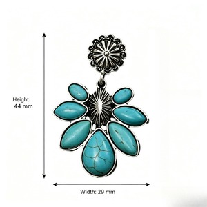 Orecchini Pendenti Vintage Boho con Fiori e Decorazioni in Turchese, Classici Pendenti da Donna - Product Image 5