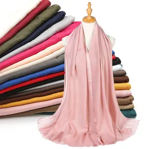 Custom New Hijabs solid color Fashion Malaysian scarves Silk Scarf Women Scarfs Cotton blend Wraps Shawls wholesale
