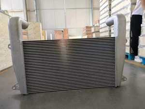 <span class=keywords><strong>Intercooler</strong></span> R385-9 R305-9 R335-9 R360-9 R330-9 11Q9-40551 per Escavatore <span class=keywords><strong>Hyundai</strong></span> - Product Image 3