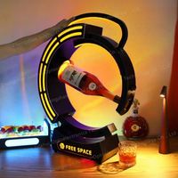 Soporte de exhibición de estante de vino de metal moderno de diseño personalizado con bandeja de servicio de luz LED para Acción de Gracias y Navidad