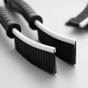 Brosse de nettoyage rigide, lot de 2, avec boucle de suspension et manche en bois, <span class=keywords><strong>pour</strong></span> salle de bain, toilettes, <span class=keywords><strong>carrelage</strong></span>, rainures de portes/fenêtres, interstices étroits de voiture - Product Image 4