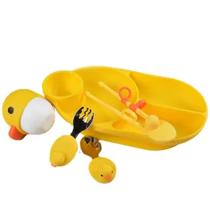 New arrival silicone yellow duck baby tableware set plate bowl and spoon food grade suction baby tableware