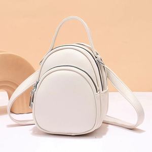 Bolso Bandolera Grande de PU Impermeable para Mujer, de Alta Capacidad, con Cierre de Cremallera - Product Image 5