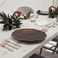 Assiettes en plastique en forme de pétale pour restaurant, idéales pour les fêtes de Noël ou les décorations de mariage (vente en gros)