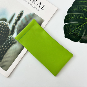 נרתיק משקפי שמש ממיקרופייבר עם לוגו בהתאמה אישית, נרתיק רך לאחסון משקפיים - Product Image 5