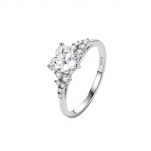 Anillo de Plata de Ley 925 para el Día de San Valentín con Certificado GRA, Anillo de Compromiso con Diamante Moissanite Corte Corazón para Mujer - Product Image 4