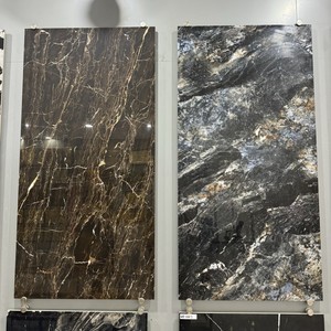 Piastrelle in Ceramica 600x1200cm con Design Floreale Nero e Oro, Resistenti all'Usura, per Interni, con Superficie Lucida e Finitura Brillante - Product Image 3