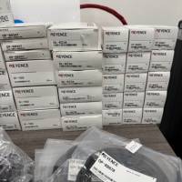Nouveau capteur de vision IV3 IV3-500CA Keyence authentique avec IA intégrée