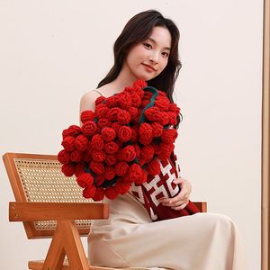 ผ้าห่มแต่งงานธีมกุหลาบแดงสไตล์ดั้งเดิมสำหรับเจ้าสาวและเพื่อนสนิท ของขวัญงานหมั้นและงานแต่งงาน - Product Image 2