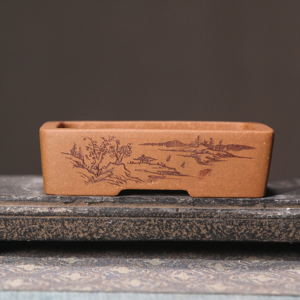 Maceta Rectangular para Bonsái de Arcilla Morada, Tallada a Mano con Motivo Zen, del Maestro Artesano Su Bing - Product Image 1