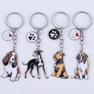 Llavero Personalizable de San Bernardo Yorkshire, Colgante en Forma de Corazón, Decoración para Bolsa con Huella de Pata, Lindo Llavero Metálico para Mascotas - Product Image 1