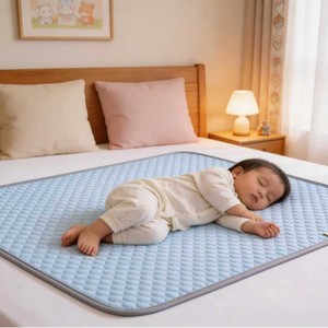 Alfombrilla refrescante Qidou de 180x200 cm, impermeable, para bebés, uso en verano, almohadilla de seda helada para pañales - Product Image 4